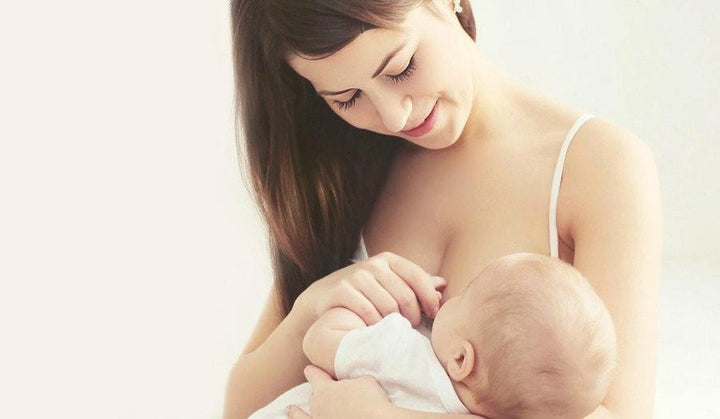 https://www.hotmilklingerie.com.au/cdn/shop/articles/Advantages-of-Breastfeeding-for-baby-and-mother_2048x2048_900x_a12e1dbe-4ab0-4d58-af33-a2842b2bbb80_720x.jpg?v=1536276103